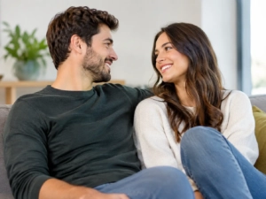 How to Make a Relationship Progress Without Asking “What Are We?”